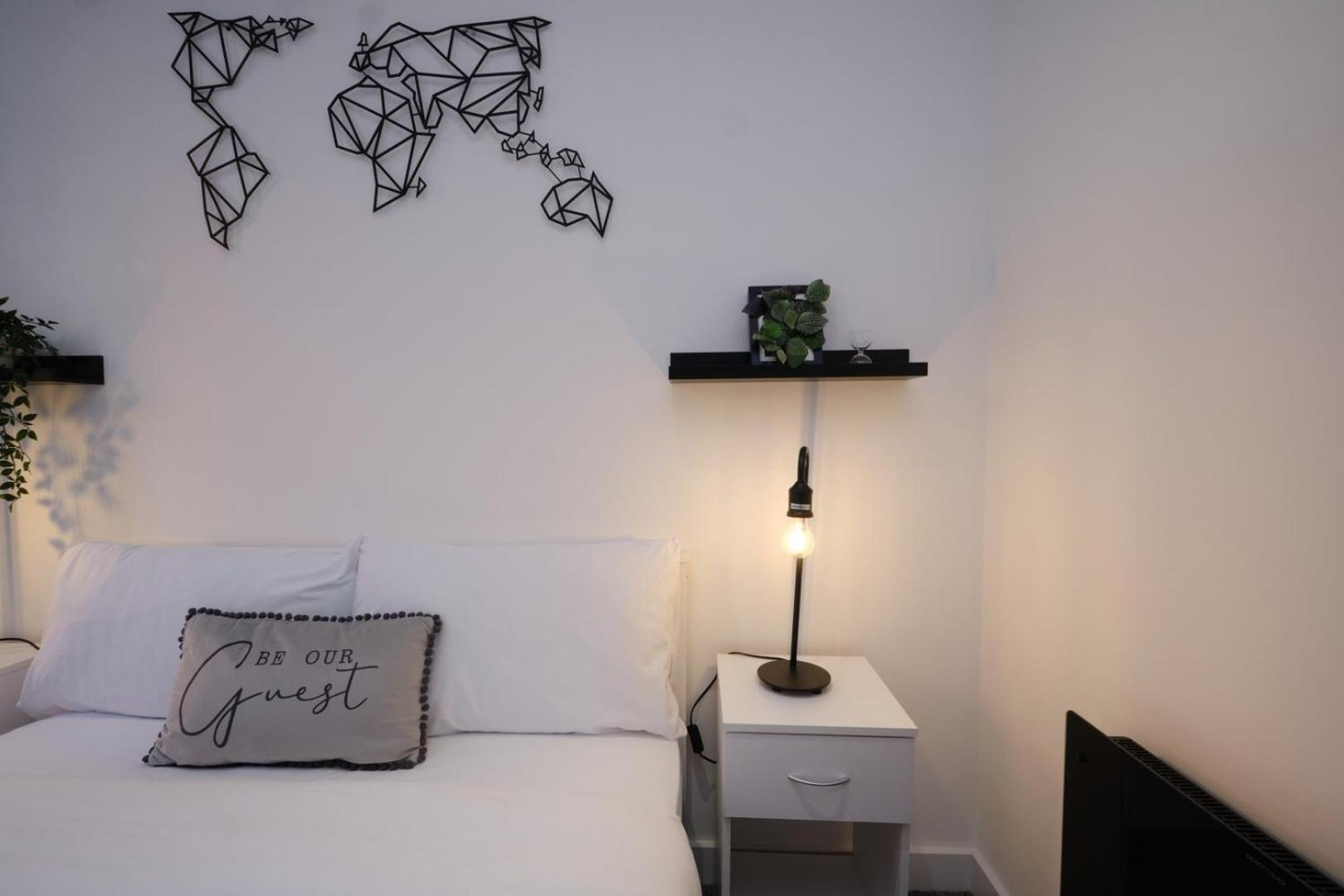 Tv | Near Key Attractions | Quality Staycation Apartment Birmingham