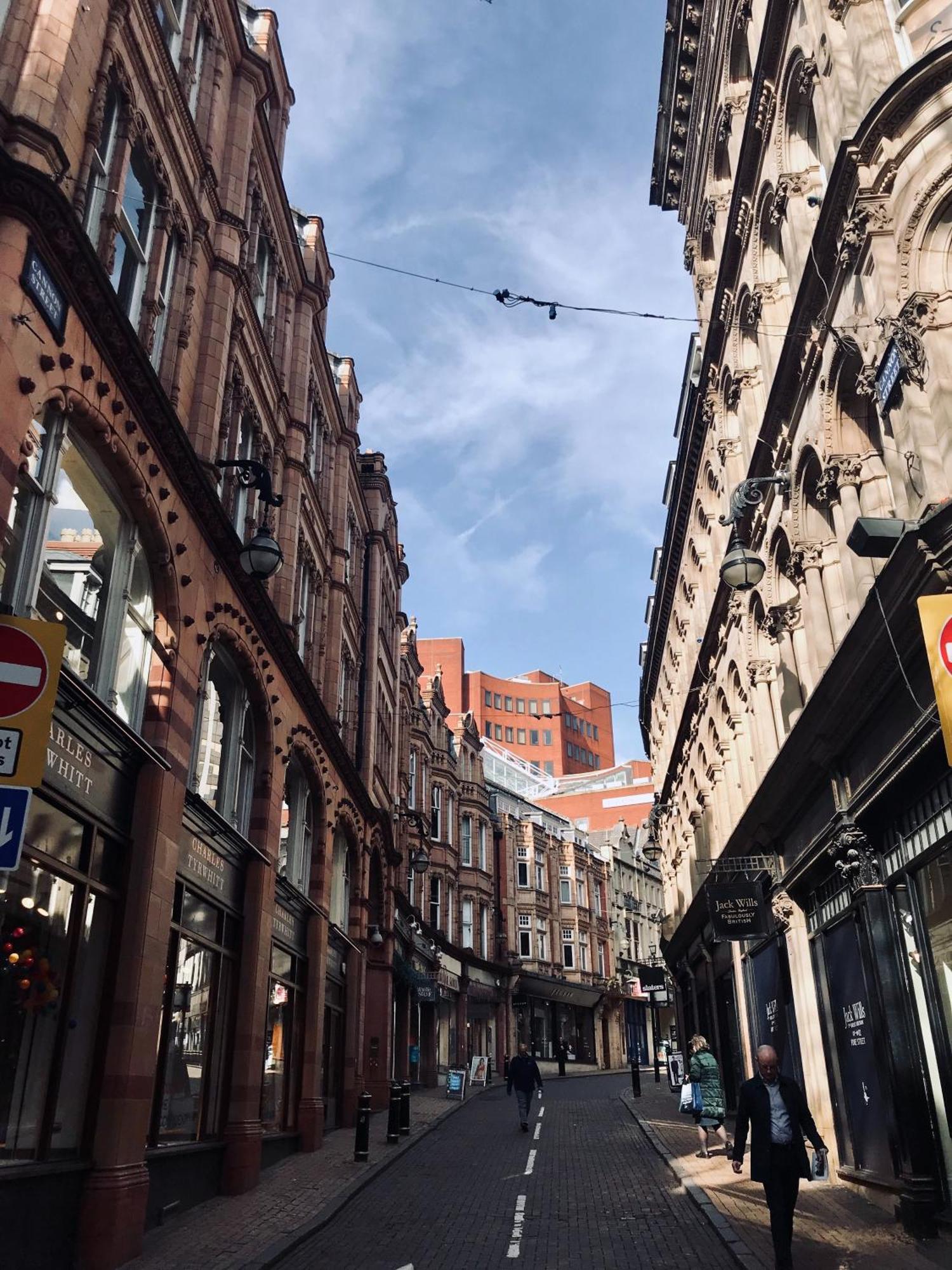 Cosy Near Nec, Bhx & World Apartment