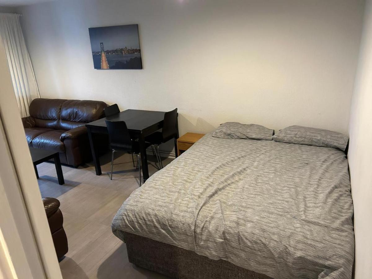 Guest house Normanton *