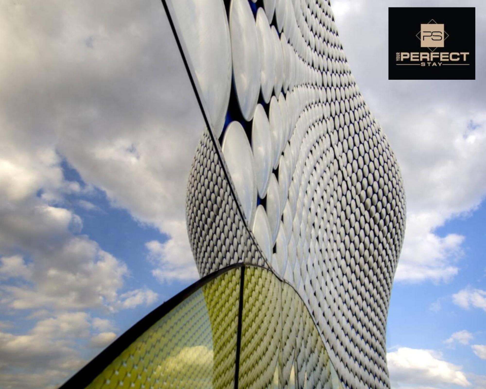 Luxe Modern By Your Perfect Short Lets Apartment Birmingham