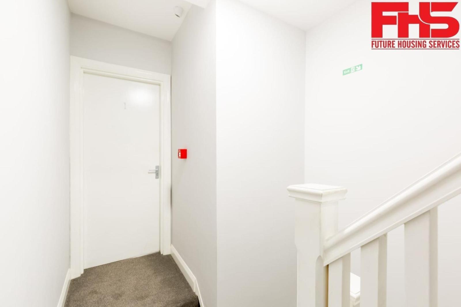 Luxury Comfy 1 Bed Apartment *