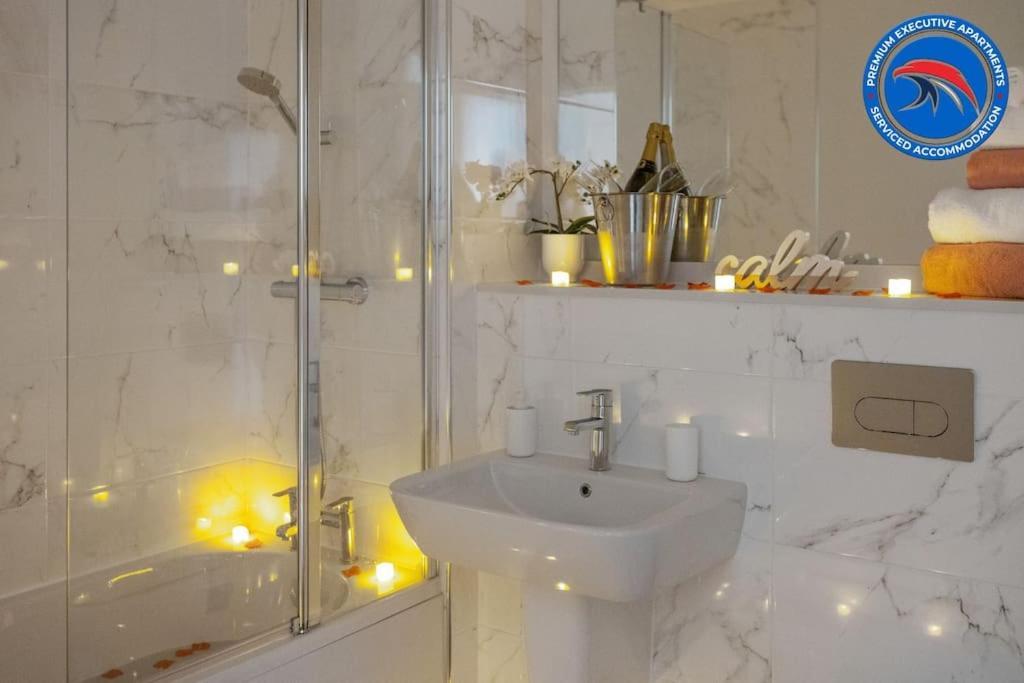 The Rozvi Empire Luxury For Long - Business,relocations & Families, Free Parking, Free Wifi Birmingham
