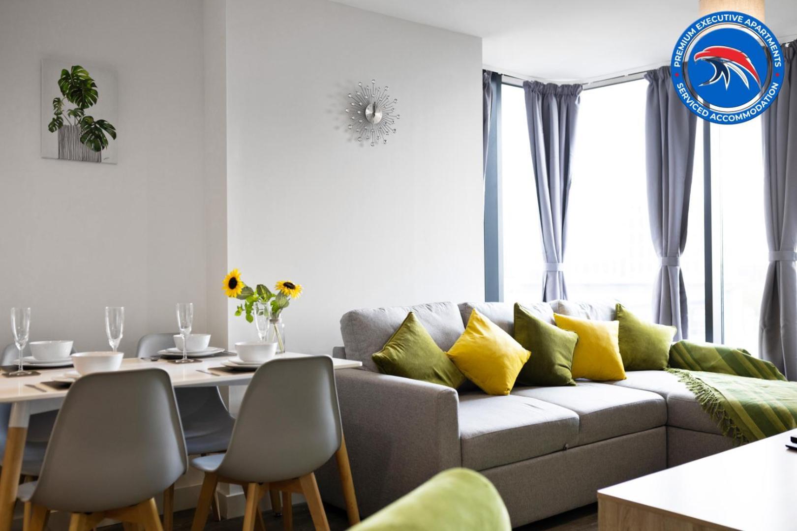 The Rozvi Empire Luxury For Long - Business,relocations & Families, Free Parking, Free Wifi Apartment *