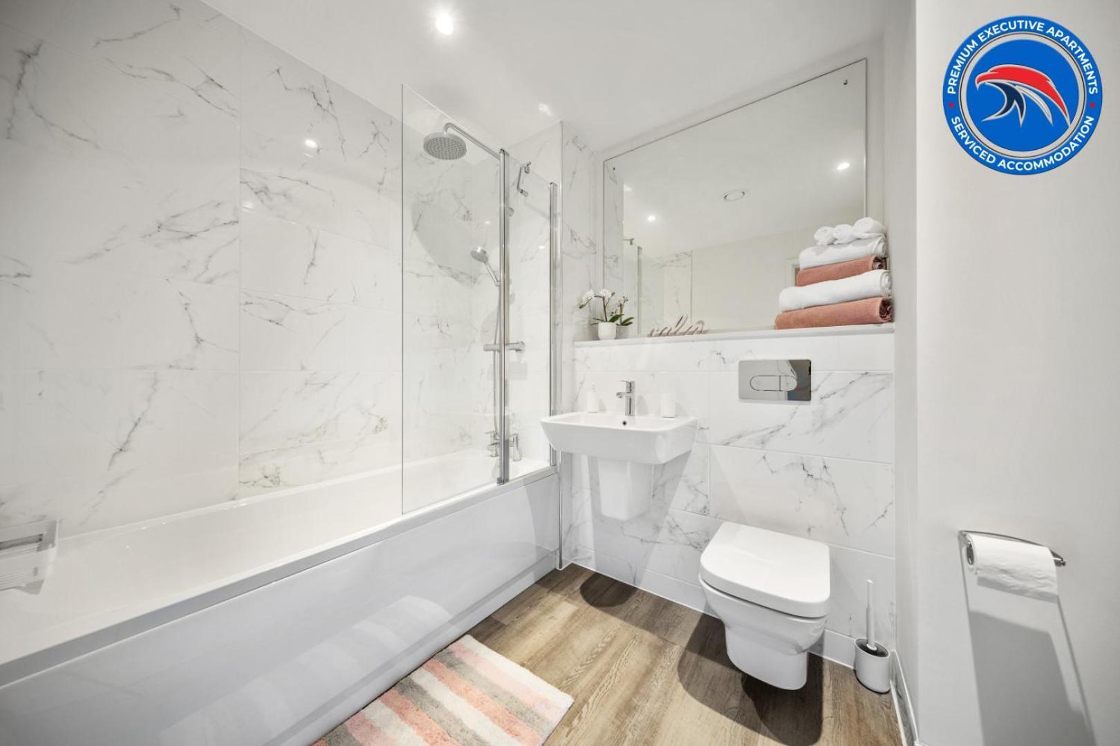 Apartment The Rozvi Empire Luxury For Long - Business,relocations & Families, Free Parking, Free Wifi Birmingham