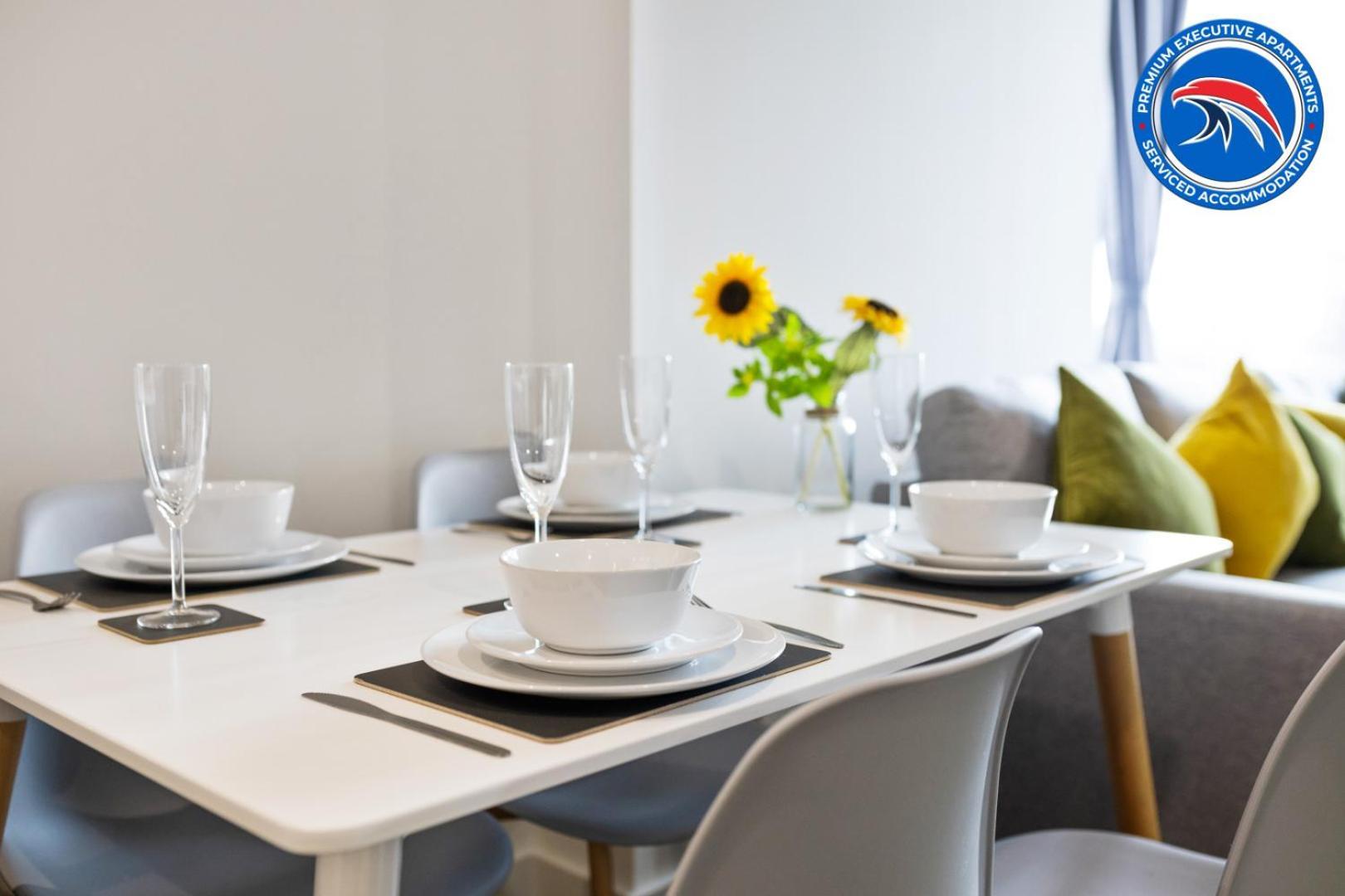 Apartment The Rozvi Empire Luxury For Long - Business,relocations & Families, Free Parking, Free Wifi Birmingham