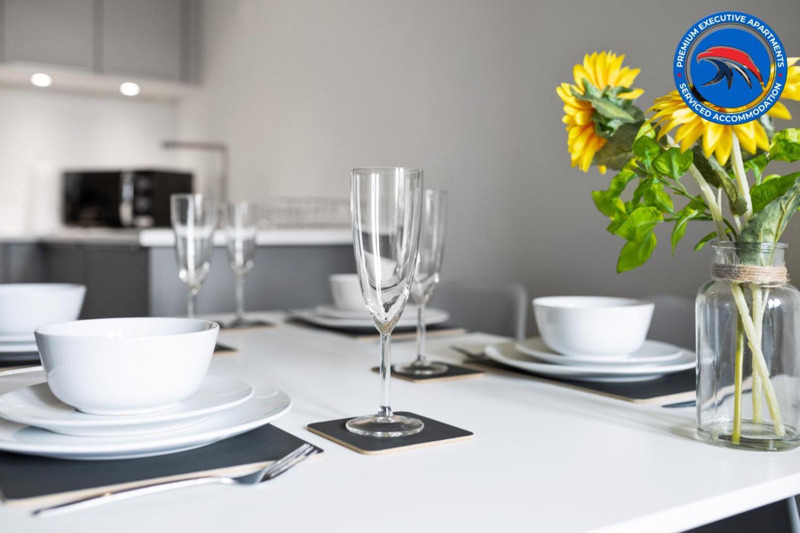 The Rozvi Empire Luxury For Long - Business,relocations & Families, Free Parking, Free Wifi Apartment