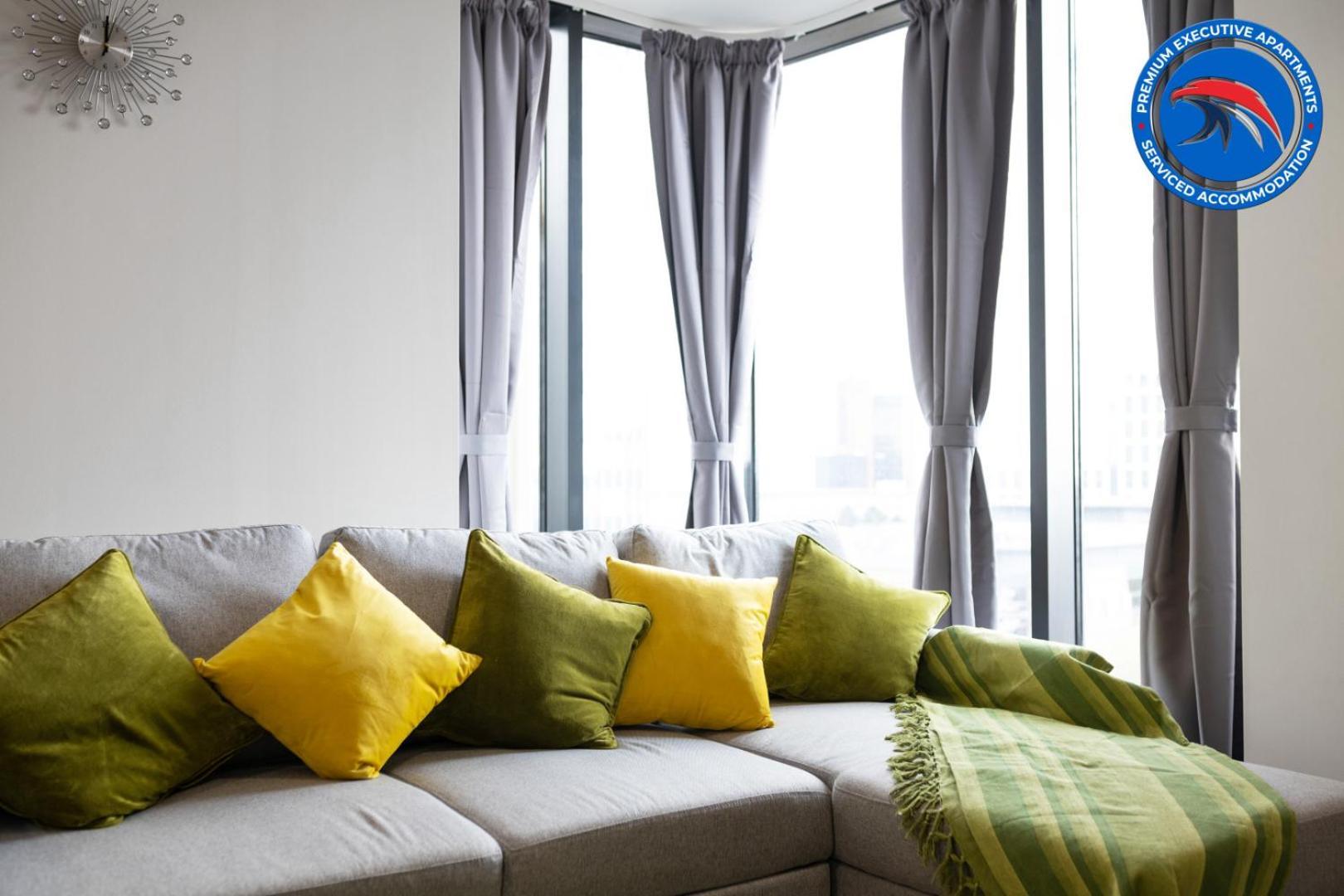Apartment The Rozvi Empire Luxury For Long - Business,relocations & Families, Free Parking, Free Wifi Birmingham