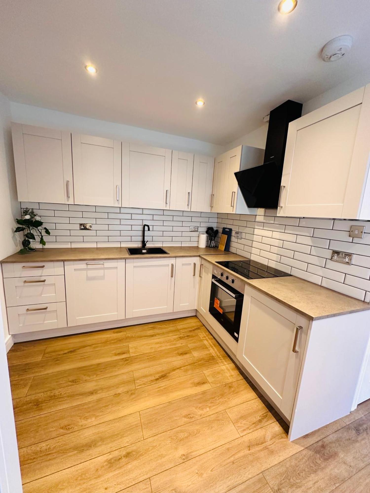 R4 - Newly Renovated Private With Own Kitchenette In A Shared House - Selly Oak Guest house