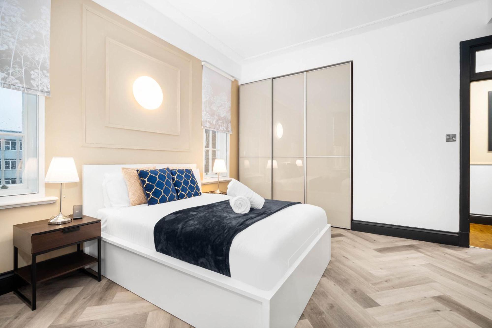 Luxury 2 Bedroom - Secure Parking - Near Centre - C6k - Rated - Netflix - Wifi - Smart Tv Birmingham