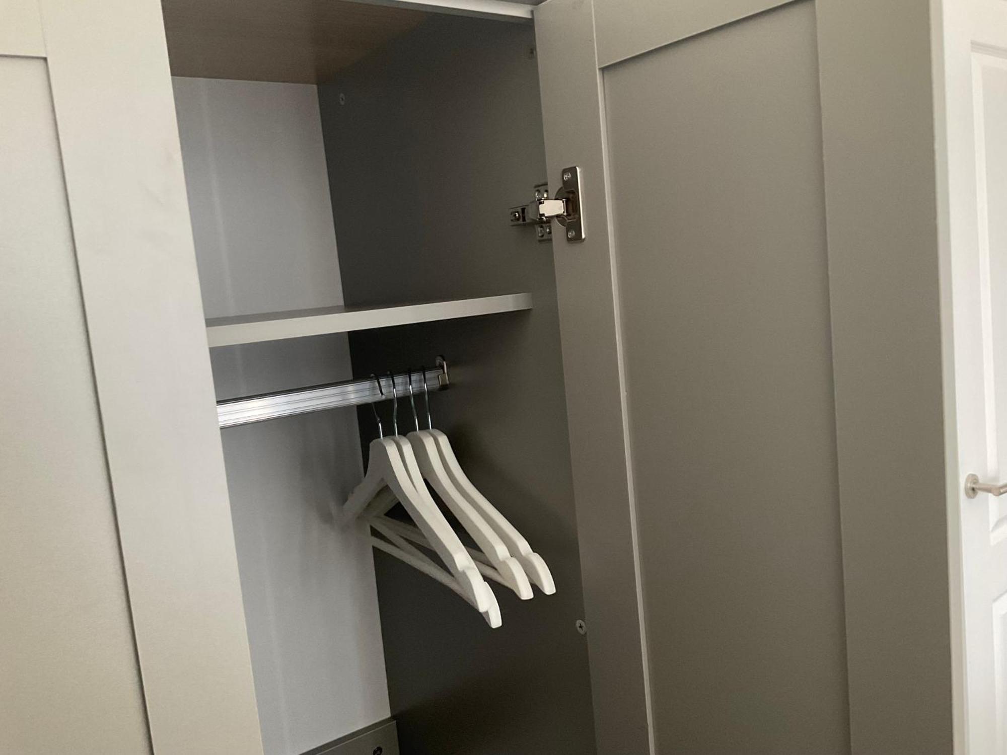 Holiday home The Parkes A Stylish 3br House With Free Parking, 5 Mins From Close To The Edgbaston Stadium, The Hippodrome, Uob, Aston And Bcu, China Town, Kings Heath Bhx Airport And Much