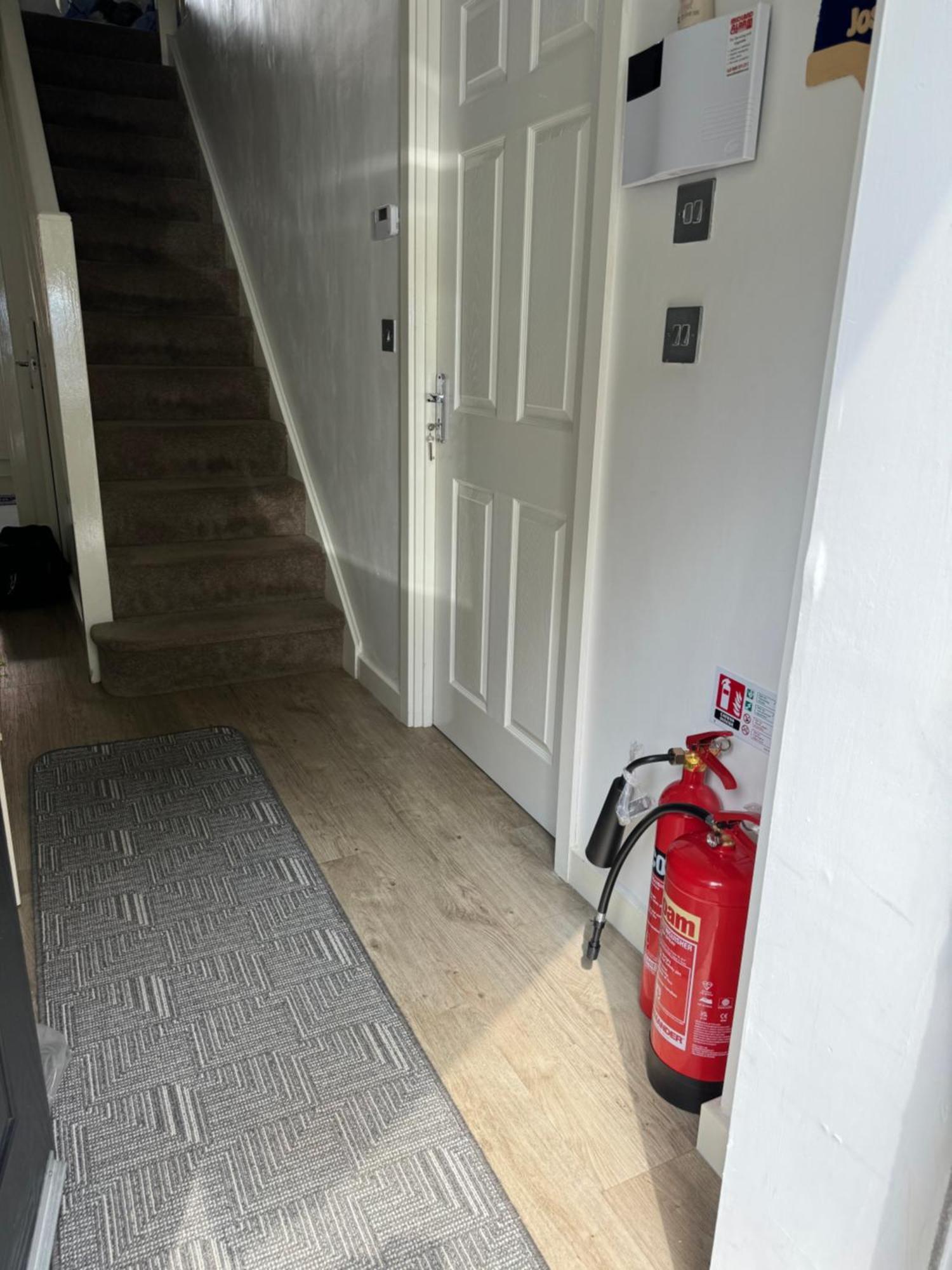 P&f Edgbaston Uk, 28 Ashes Lane Homestay *