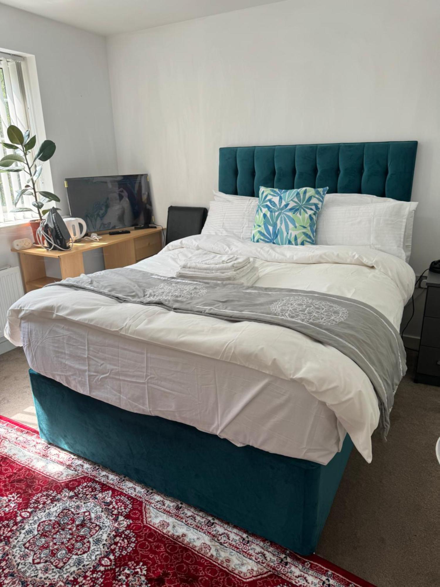 Homestay P&f Edgbaston Uk, 28 Ashes Lane Birmingham