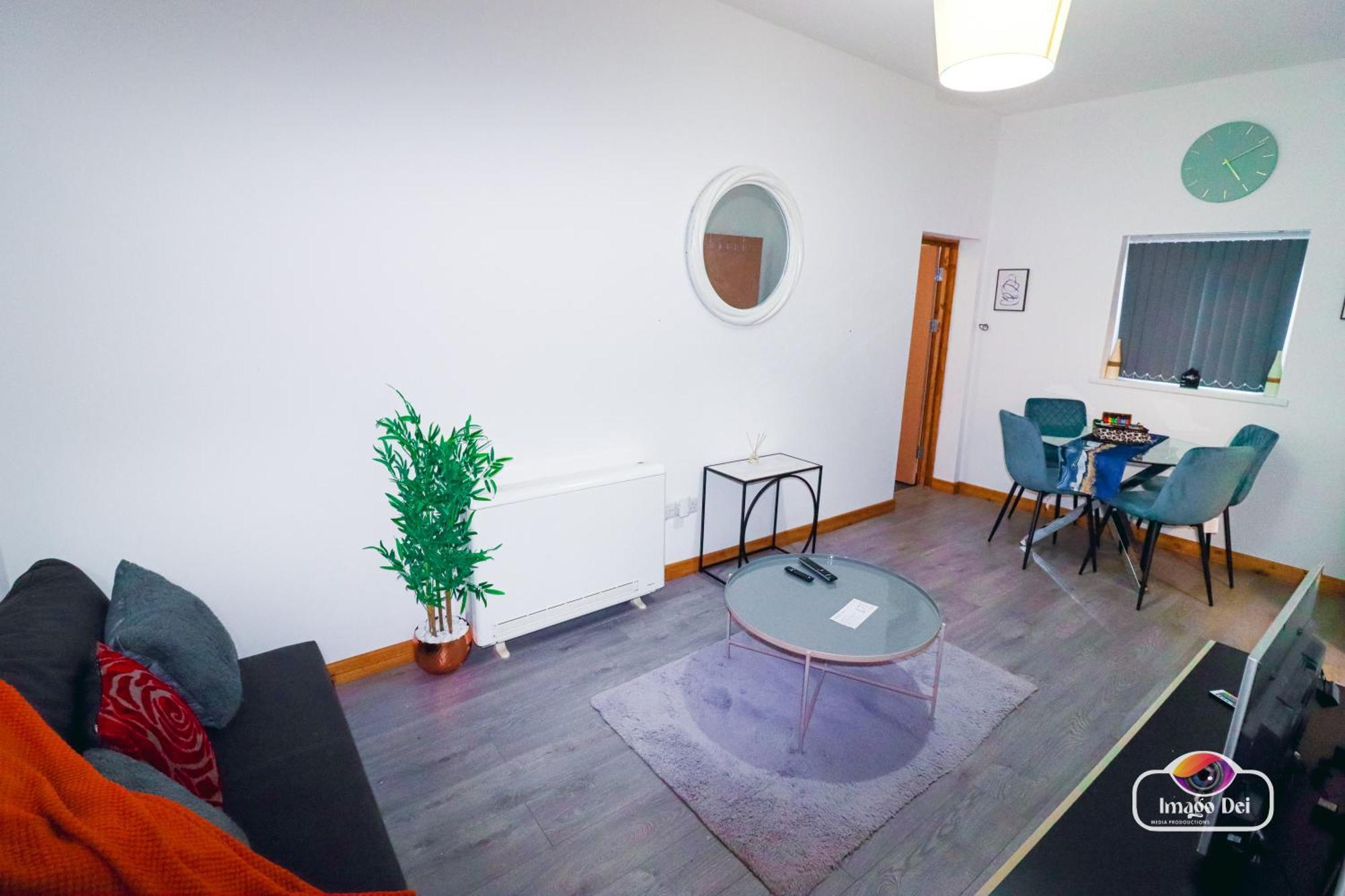 Stunning Flats In Handsworth Close To One Stop Perry Barr Andaston Football Club Apartment *