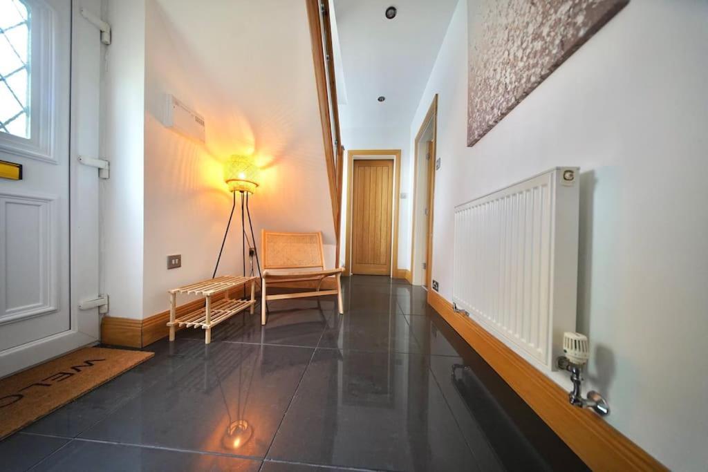 Holiday home Cosy Home- Sleeps 5+city Centre+ Netflix+free Park