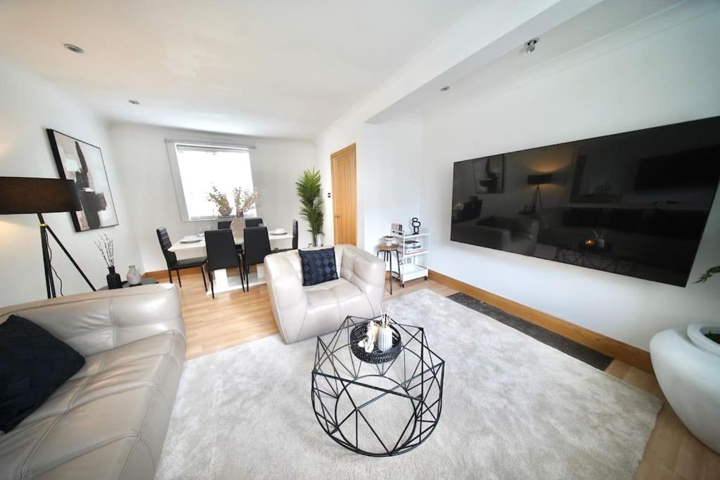 Cosy Home- Sleeps 5+city Centre+ Netflix+free Park * Birmingham