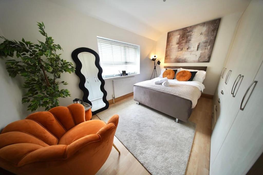 Cosy Home- Sleeps 5+city Centre+ Netflix+free Park