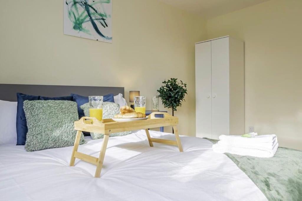 Apartment Entire 2 Bed 1 Bath Centre Uk