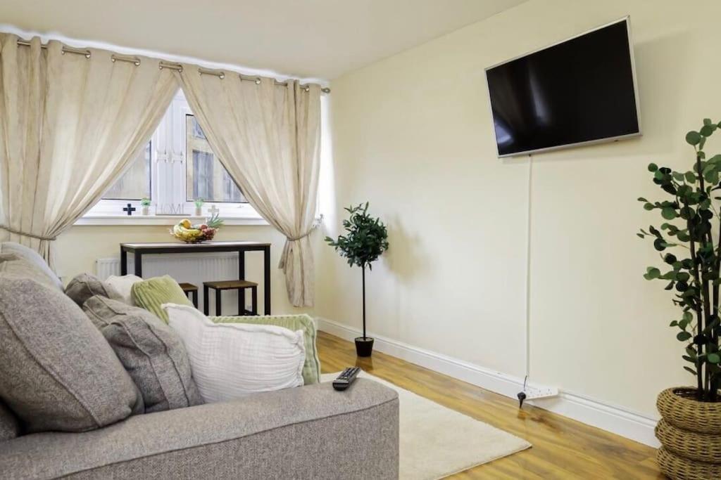 Entire 2 Bed 1 Bath Centre Uk Birmingham