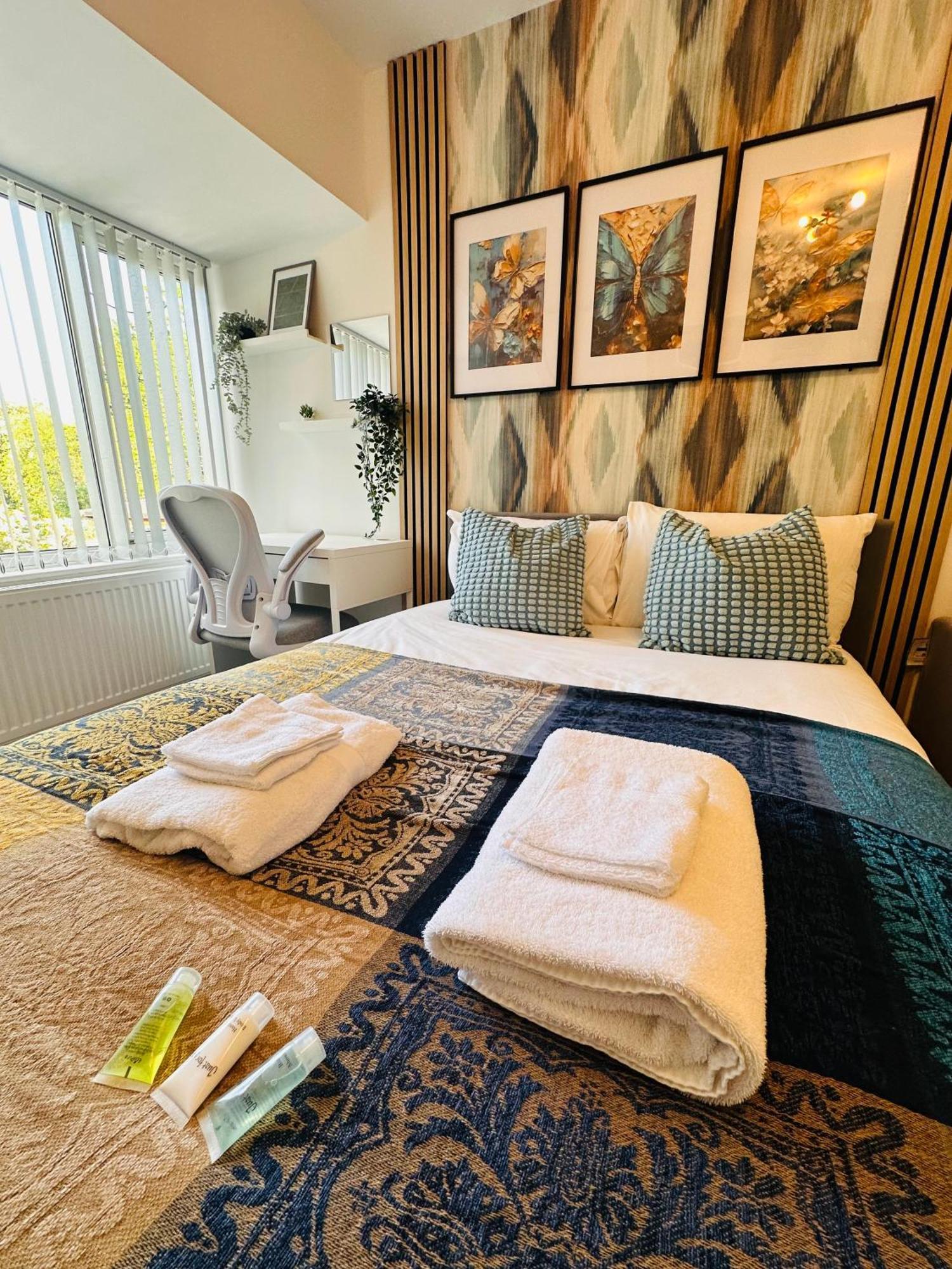 Guest house R-2 Newly Renovated Private Self Contained With Private Dedicated Bathroom - Selly Oak