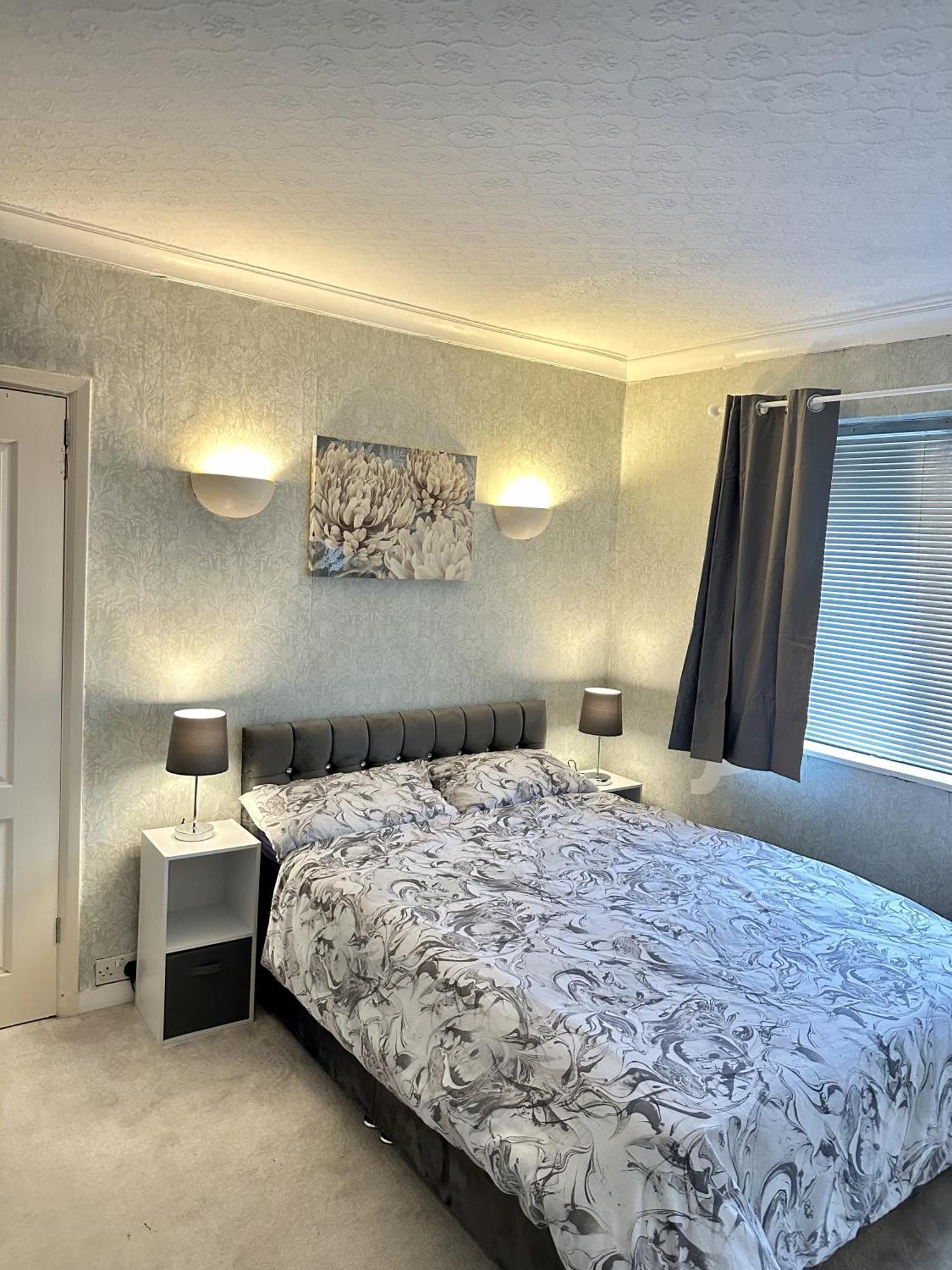 Cosy 3 Bedroom House In Birmingham! - Contractors, Business & Corporate Guests Welcome * Birmingham