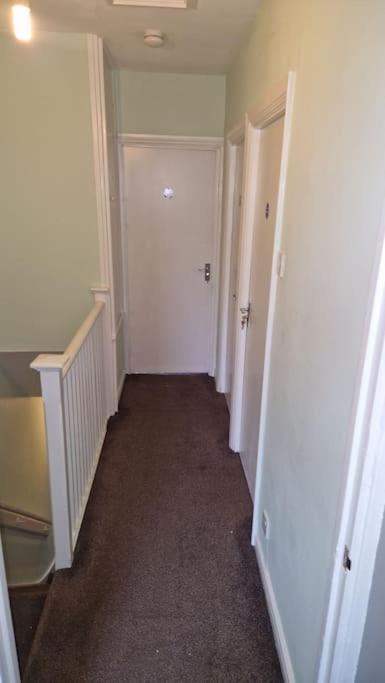 Holiday home Comfortable 4 Bedroom House Birmingham