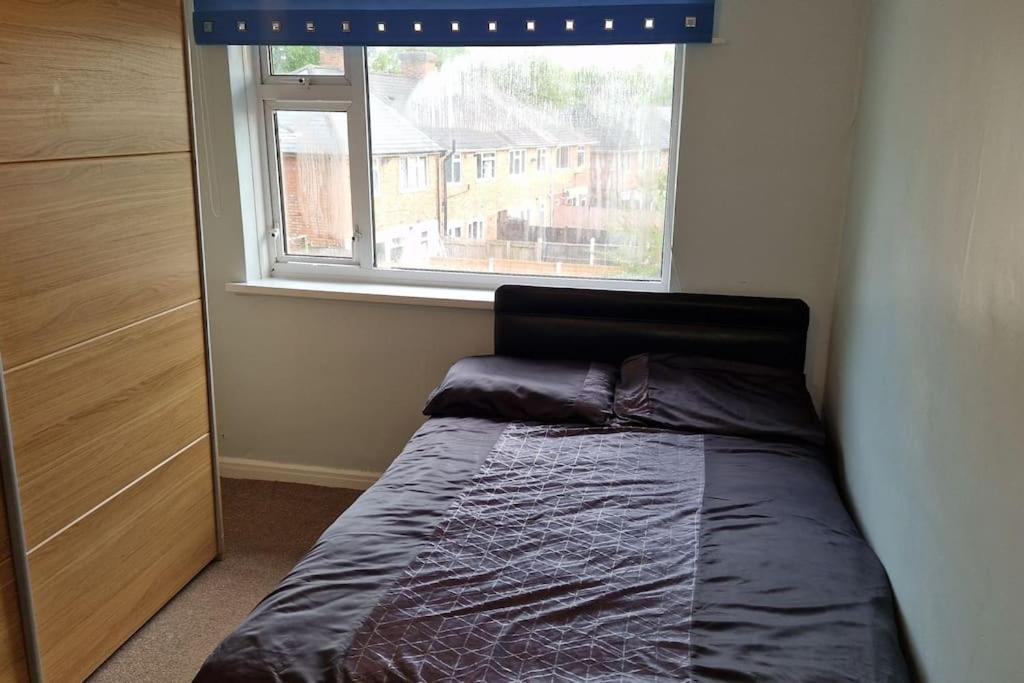 Comfortable 4 Bedroom House Holiday home