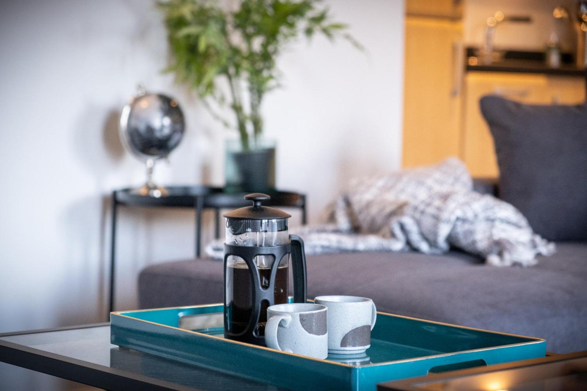 Pluxa Globe - Spacious In Jq With Parking * Birmingham