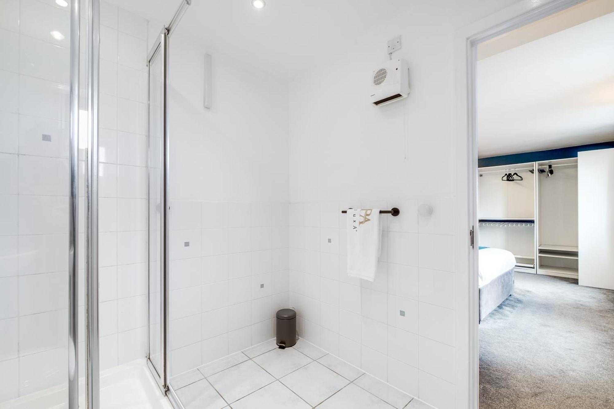 Apartment Pluxa Globe - Spacious In Jq With Parking Birmingham