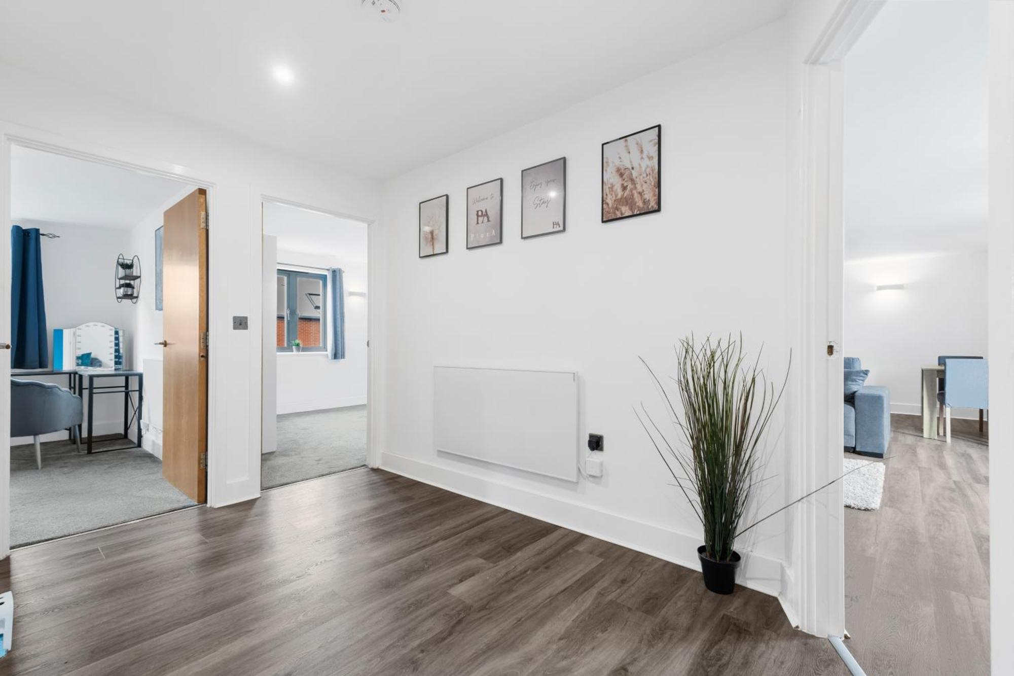 Pluxa Globe - Spacious In Jq With Parking * Birmingham