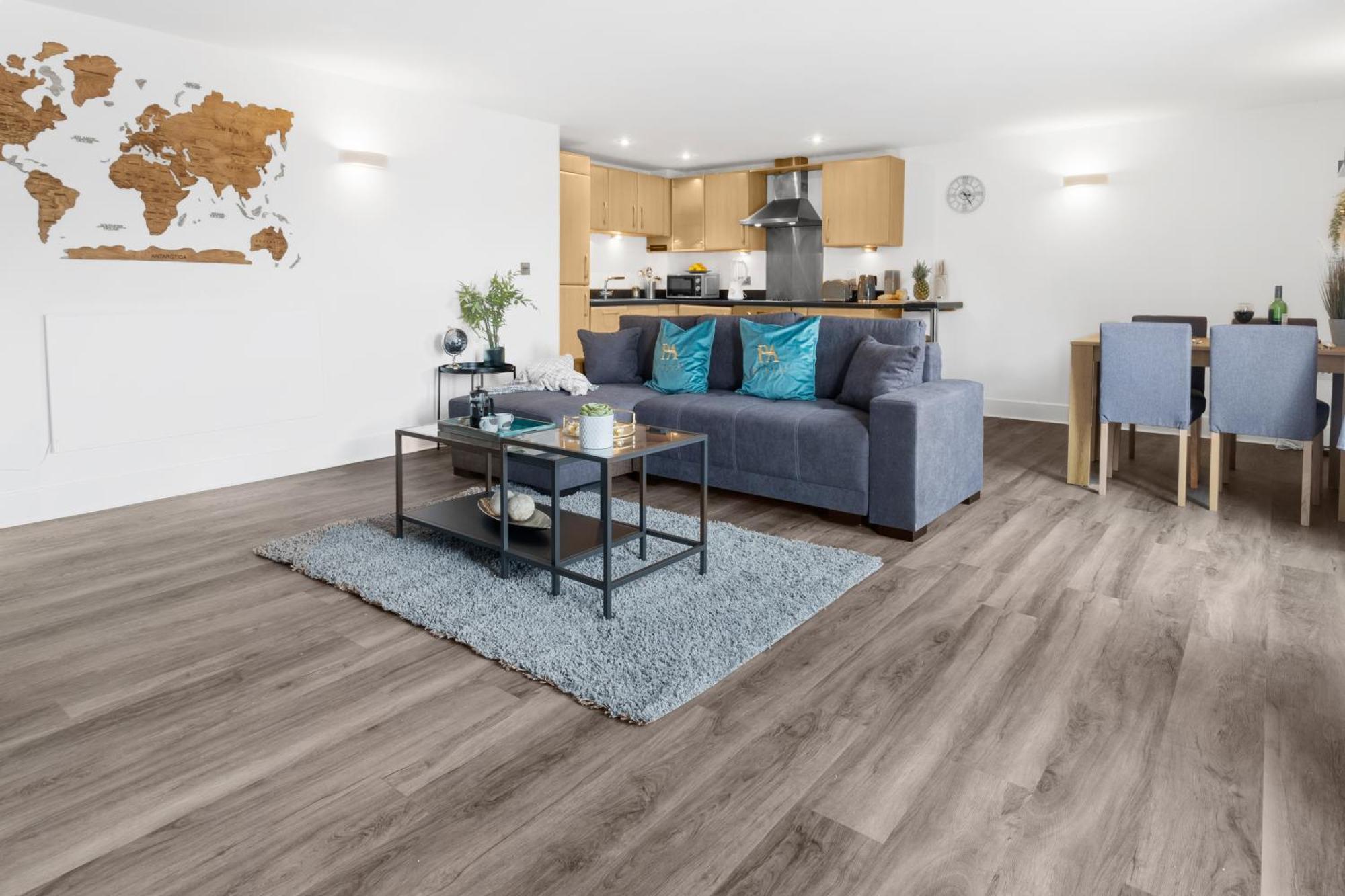 Apartment Pluxa Globe - Spacious In Jq With Parking *