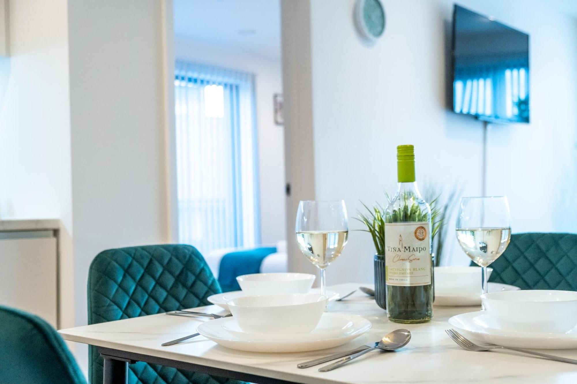 Pluxa Emerald Luxury - Walk To Attractions, Transport Nearby * Birmingham