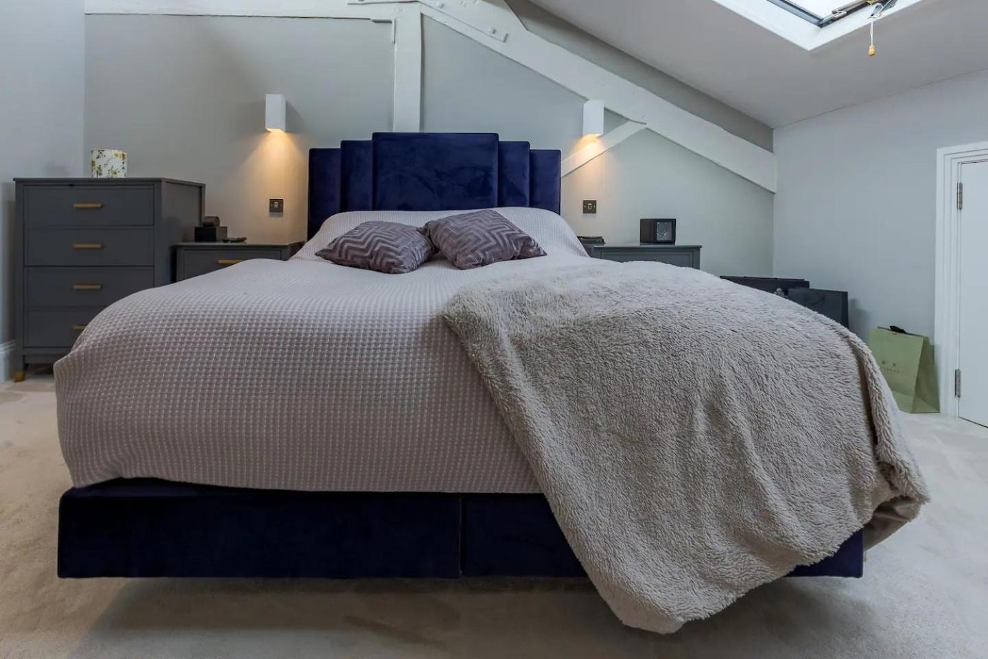 Apartment Pass The Keys Exquisite Penthouse Loft Jewellery Q Wparking
