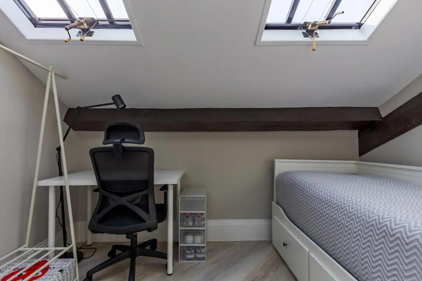 Apartment Pass The Keys Exquisite Penthouse Loft Jewellery Q Wparking Birmingham