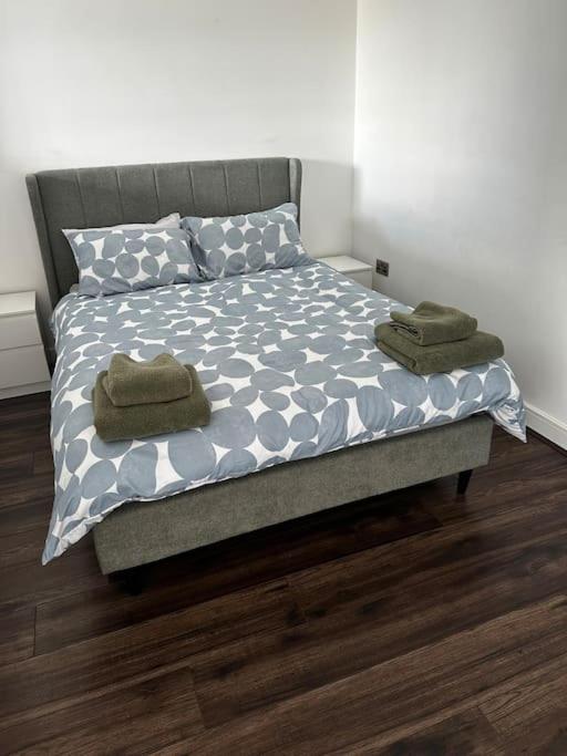 342 Stunning One Bedroom *