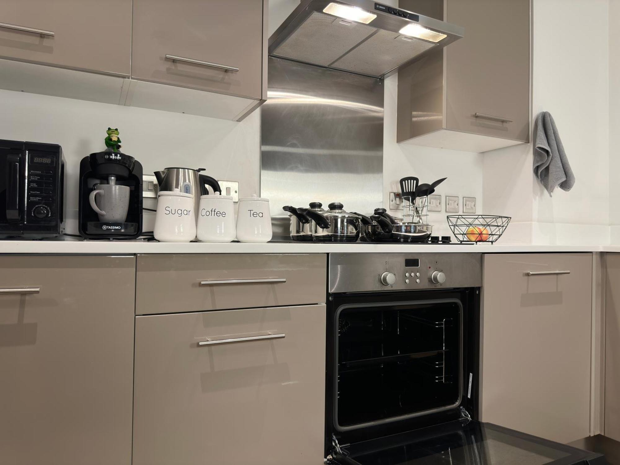 Cozy Centre With Free Parking And Free Gym Apartment *