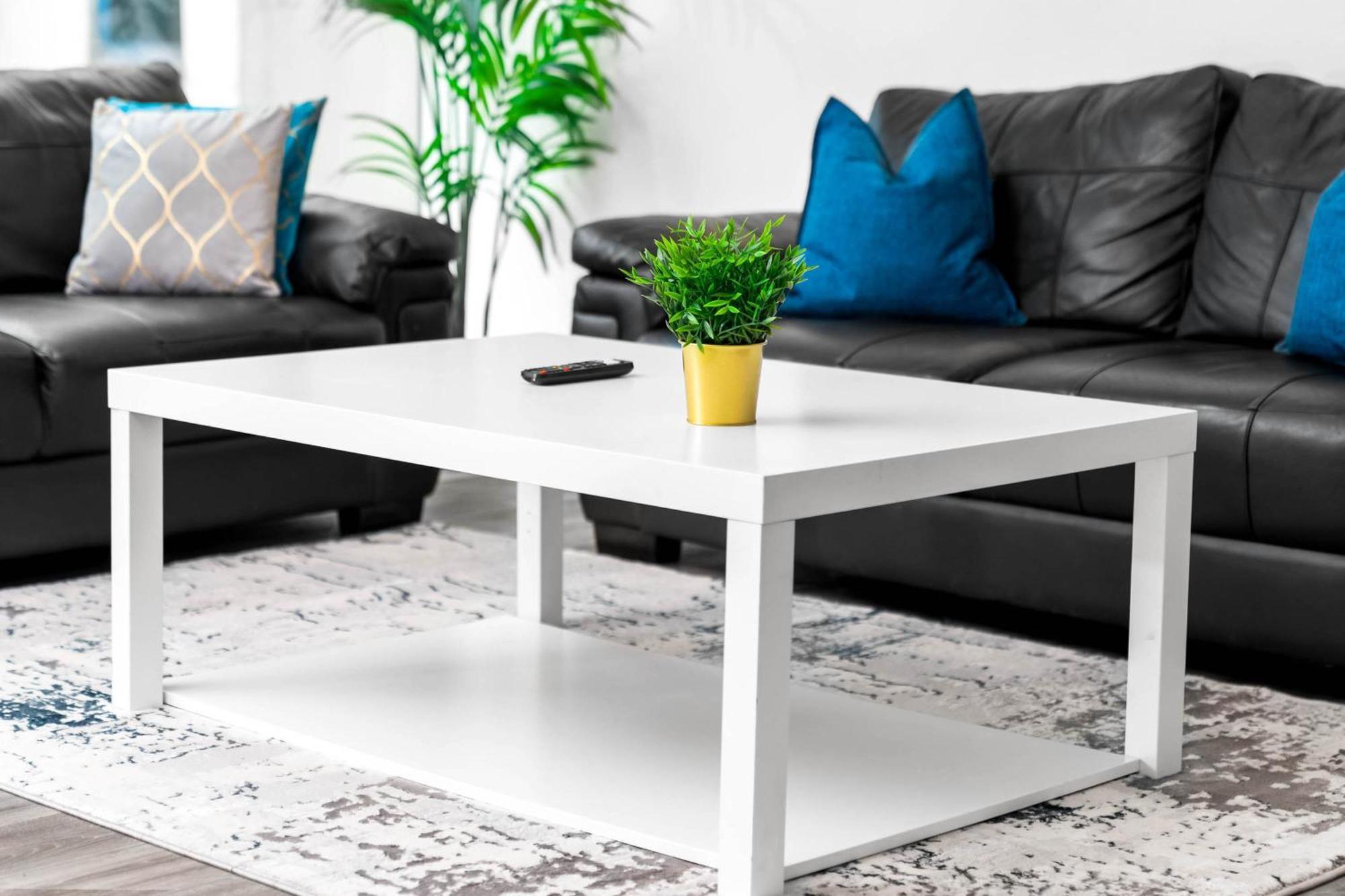 Open Plan - Centre - 2 Bedrooms - Rated - 54qc Birmingham