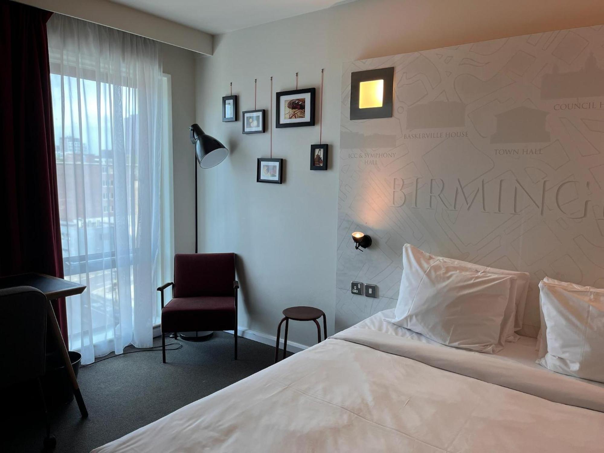 Centre Hotel 3*