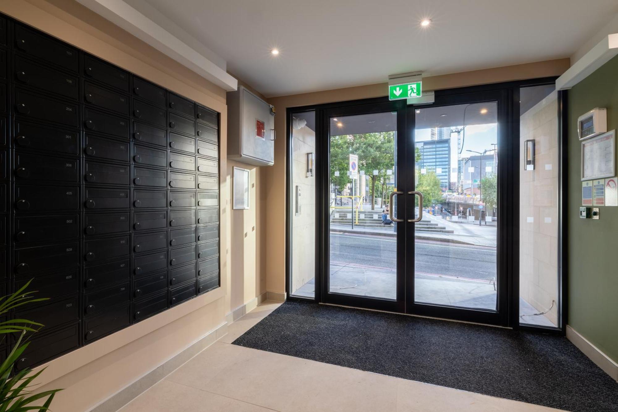 Apartment Kula Birmingham - New Street Station Birmingham