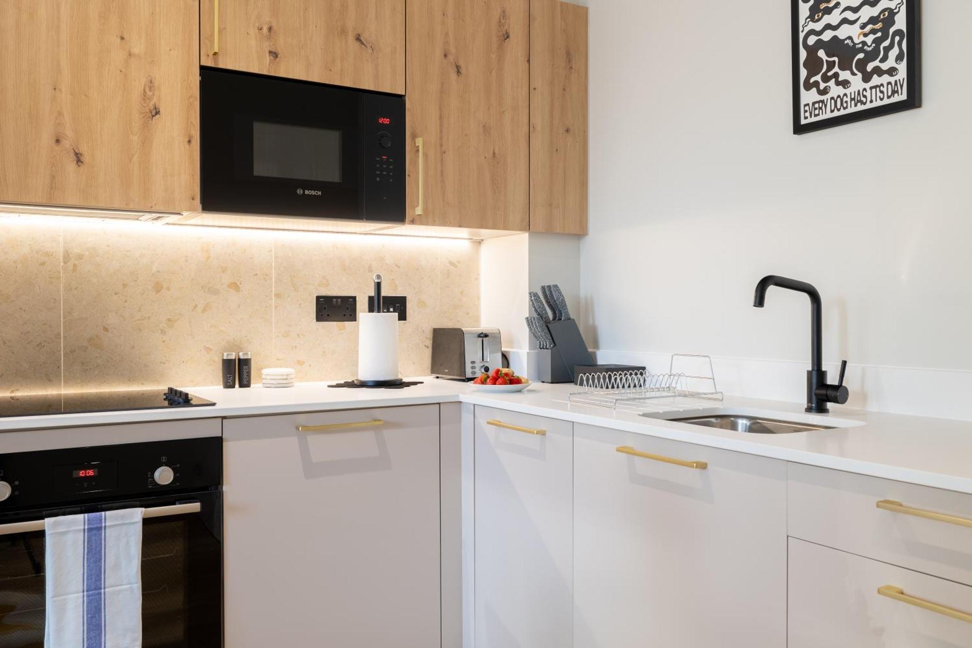 Kula Birmingham - New Street Station Apartment