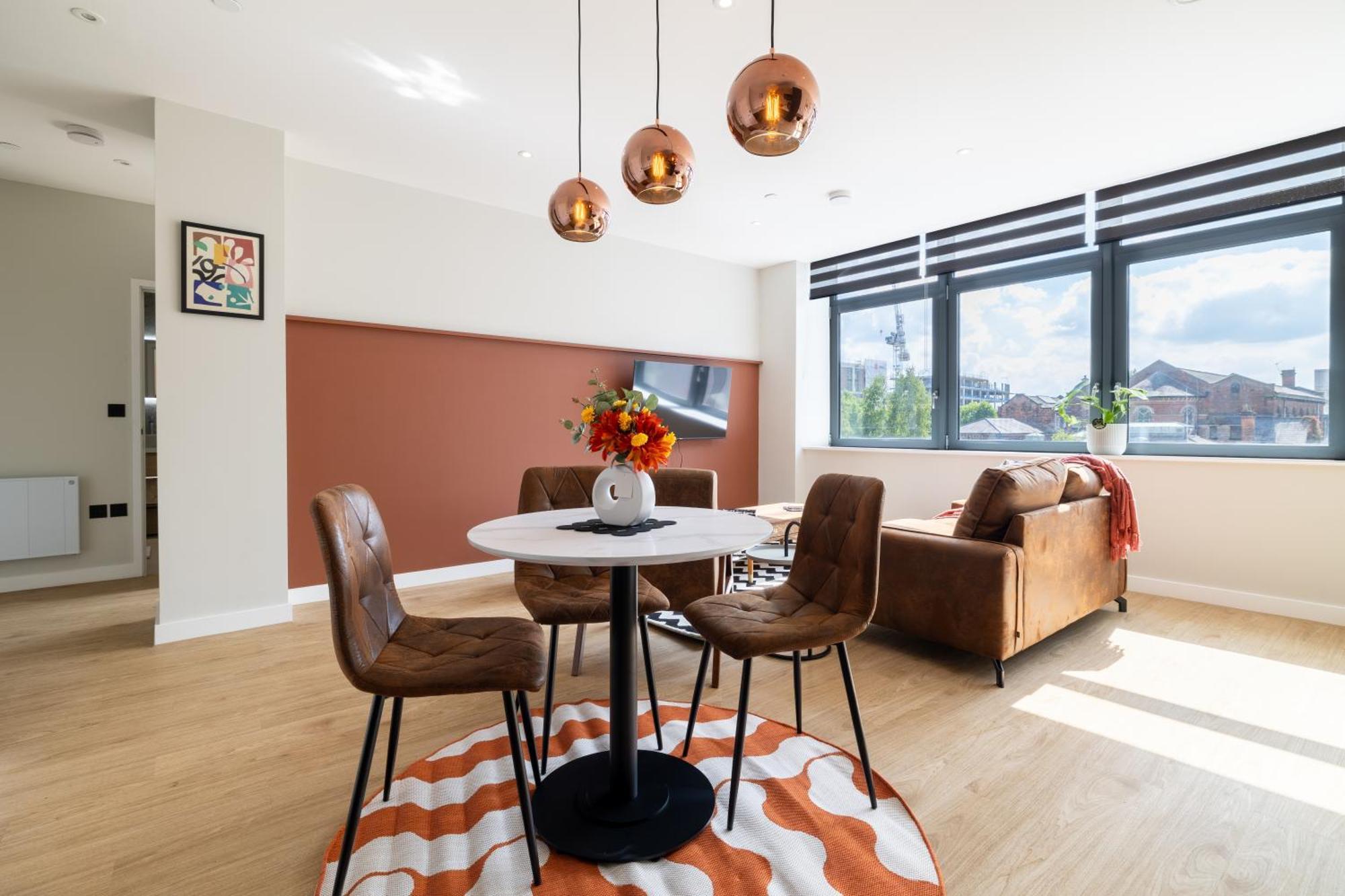 Kula Birmingham - New Street Station Apartment *