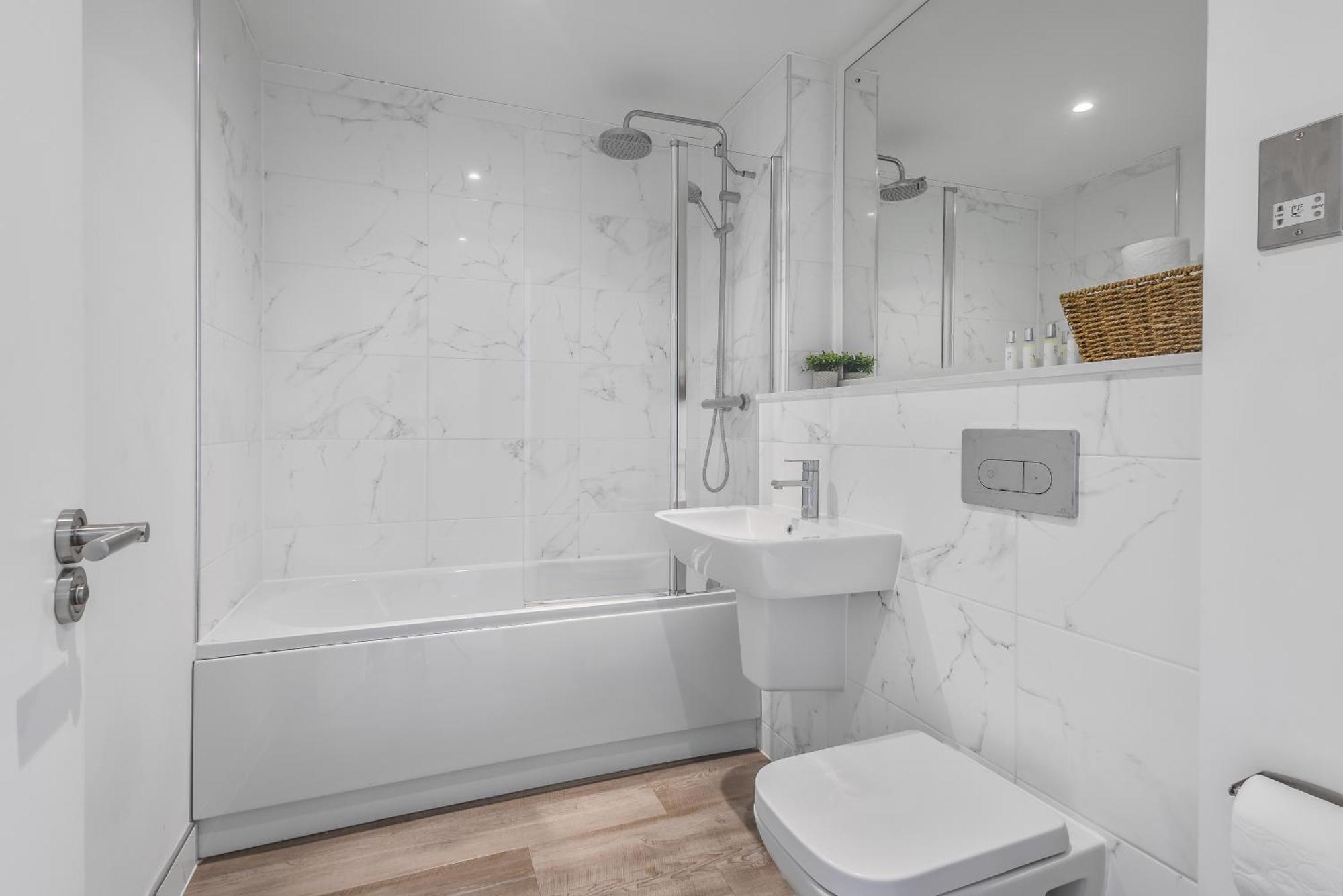 Luxury 2 Bedroom Apartment, On Broad Street! Birmingham