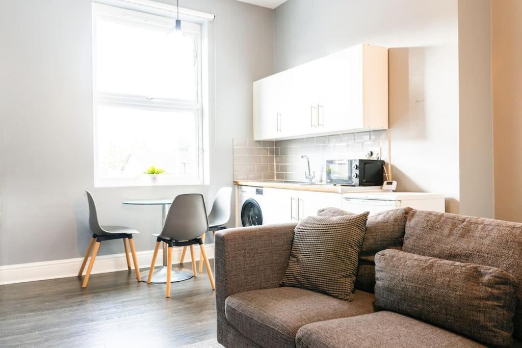 Edgbaston 2-bed With Free Parking Apartment Birmingham