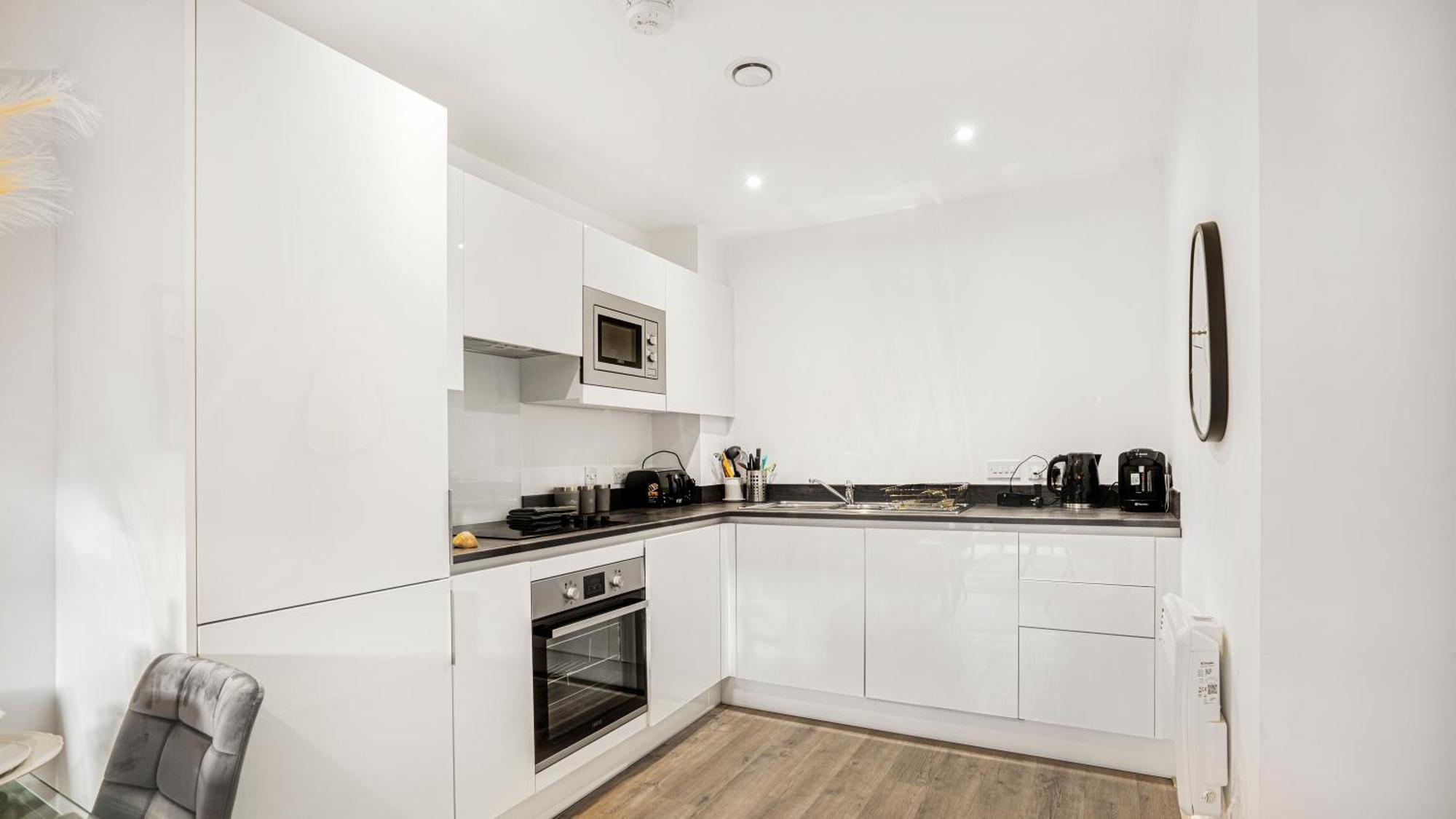 Apartment Oceanic Bliss: 2 Bed 2 Bath + Free Park + Netflix Birmingham