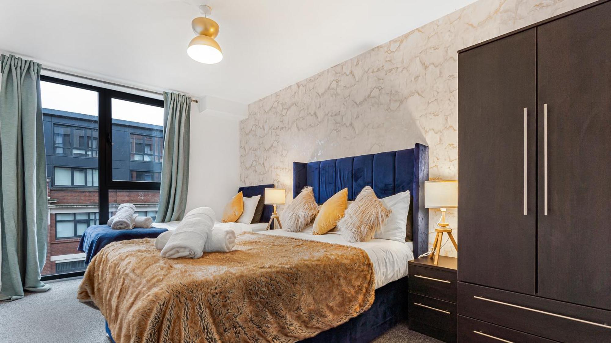 Oceanic Bliss: 2 Bed 2 Bath + Free Park + Netflix * Birmingham