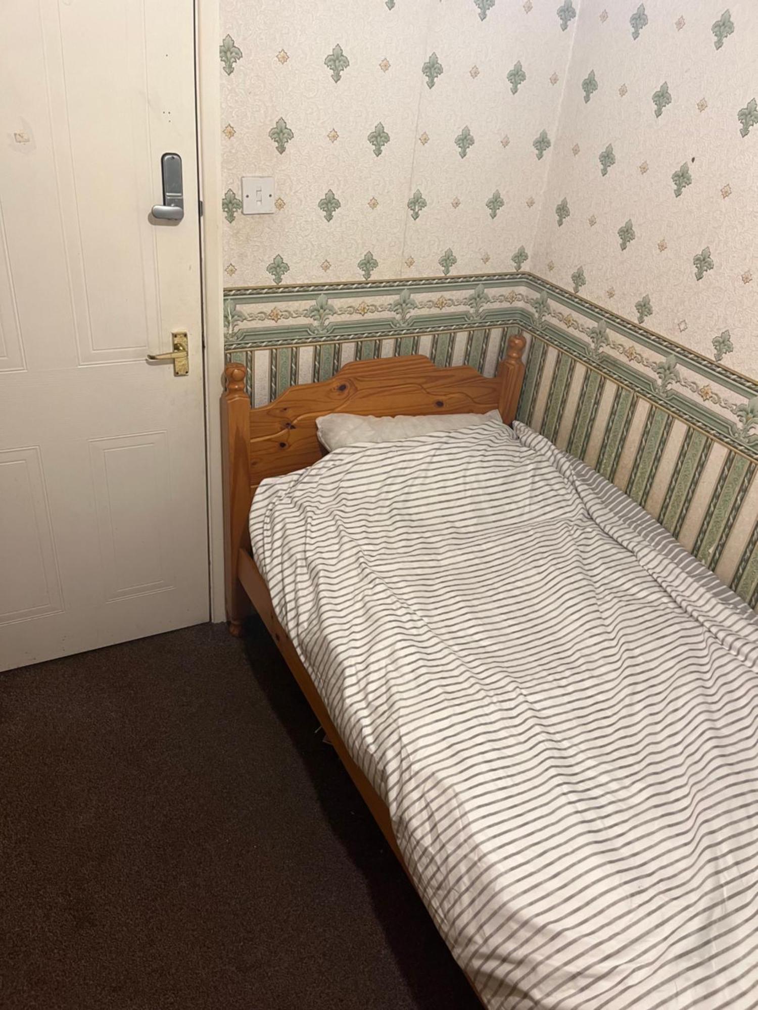 Single Near Centre * Birmingham