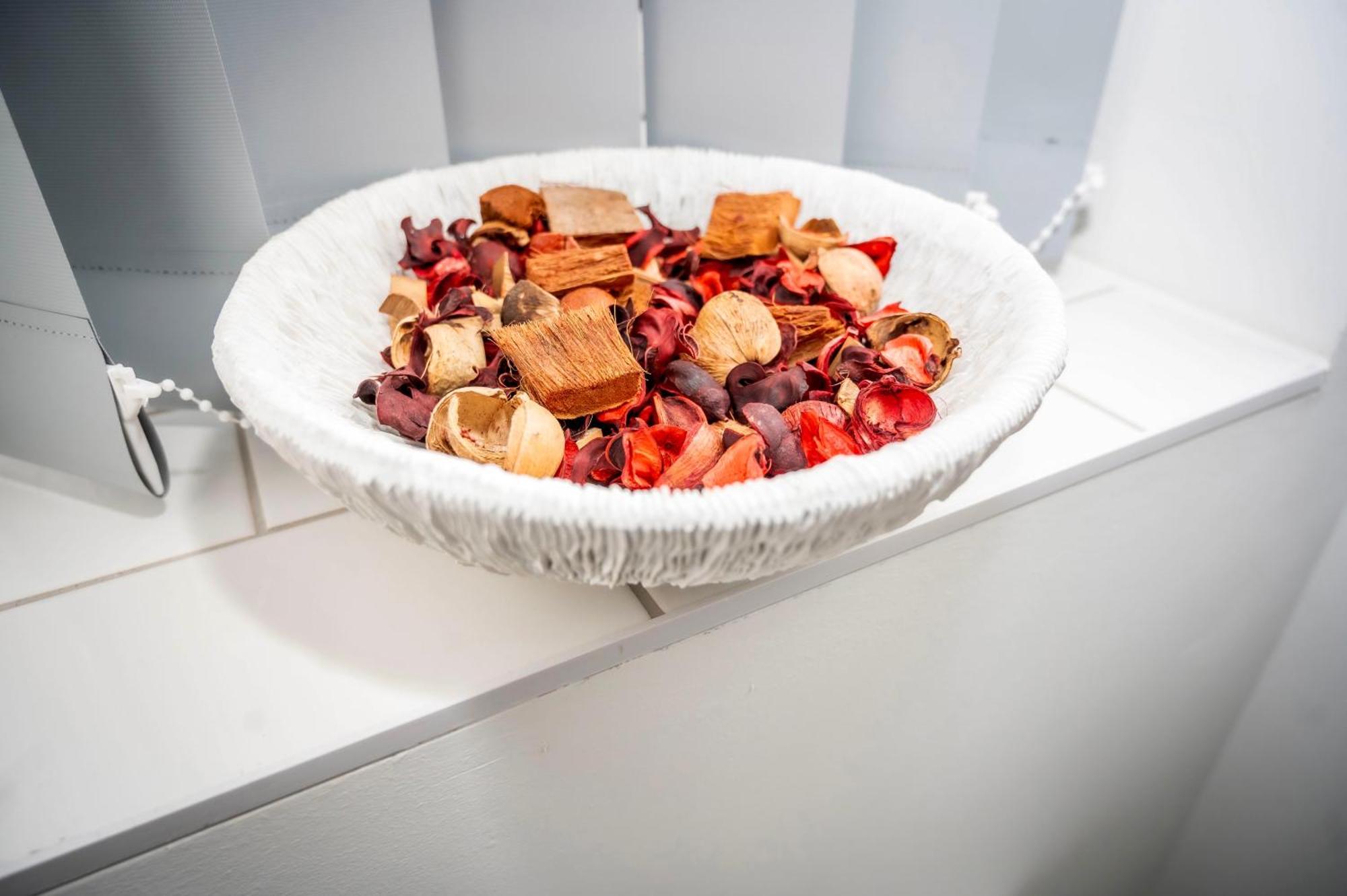 Holiday home The Parkes A Stylish 3br House With Free Parking, 5 Mins From Close To The Edgbaston Stadium, The Hippodrome, Uob, Aston And Bcu, China Town, Kings Heath Bhx Airport And Much *