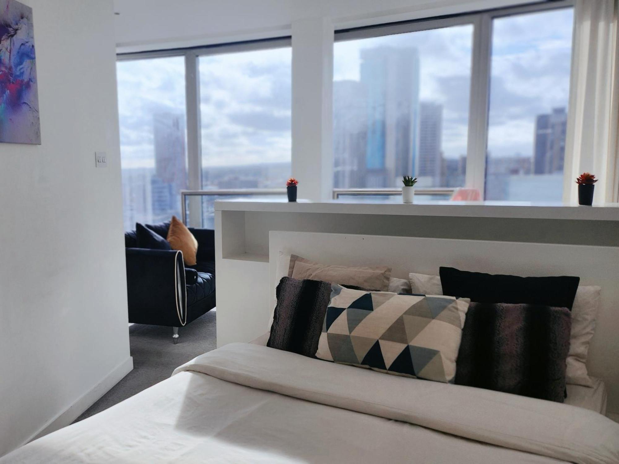 Cityscape In With Self Checkin Aparthotel 2*