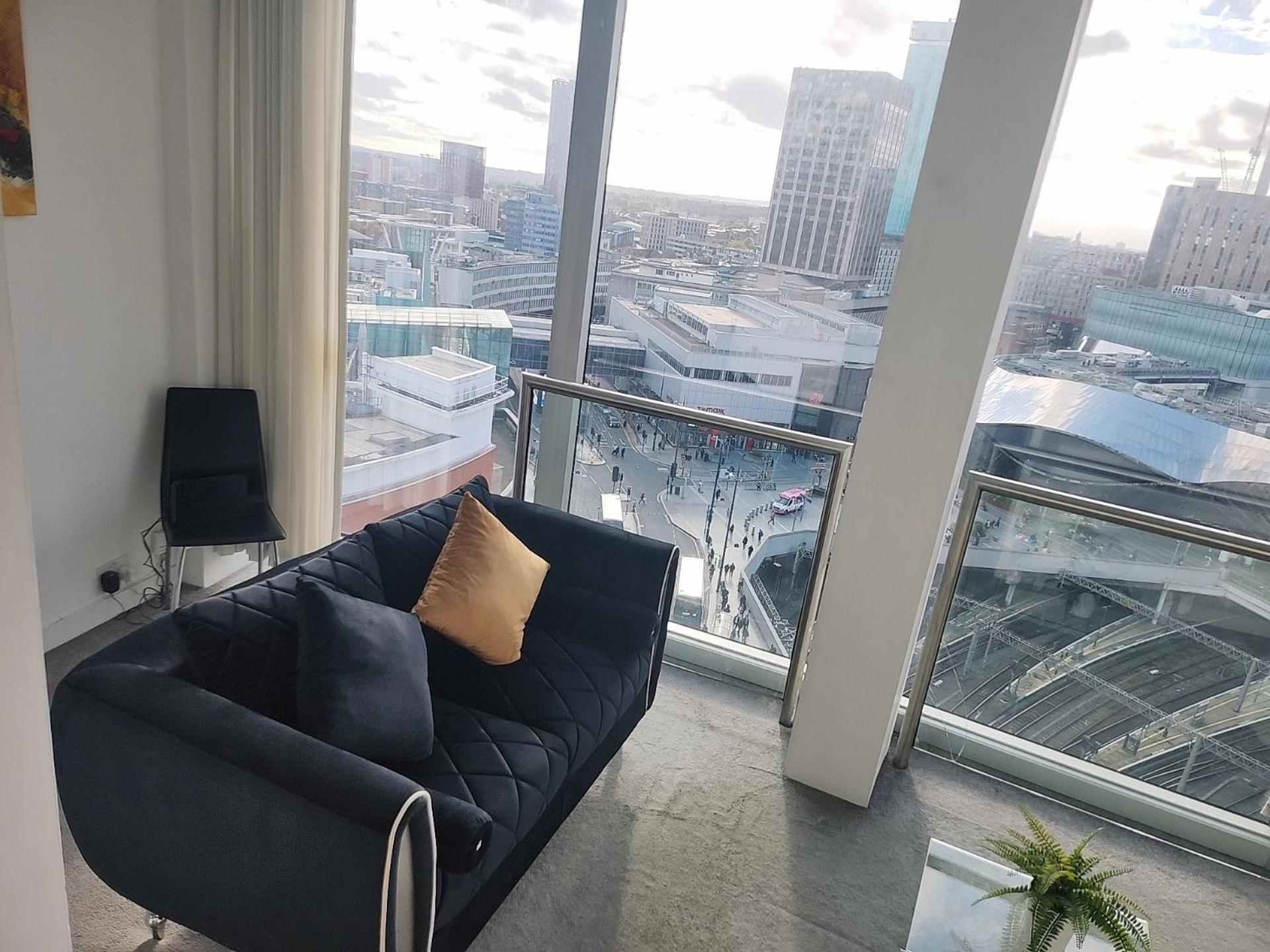 Cityscape In With Self Checkin Aparthotel
