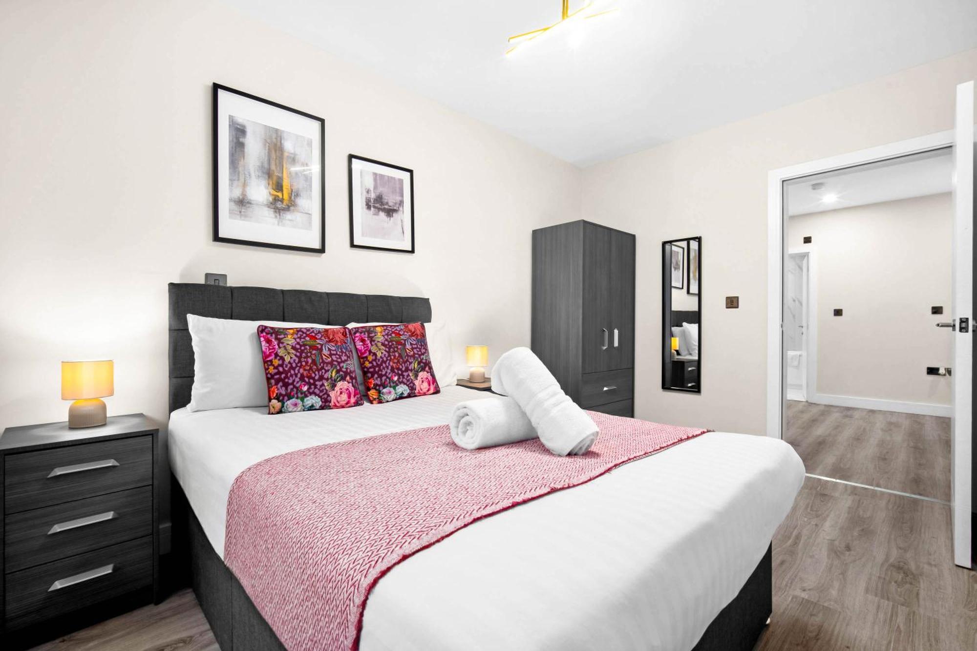 New Luxury - 2 Bedroom - Centre - Smart Tv - Jq - Rated - 2ah Apartment *