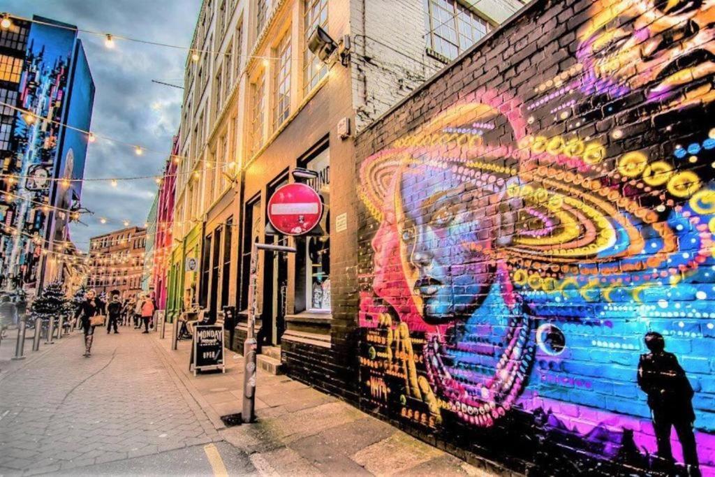Hen And Stag Pad, Large Group Digbeth Sleeps 24 *